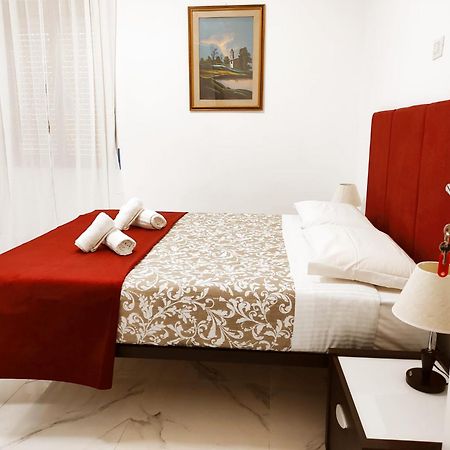 Stazione Telese 41 Bed & Breakfast Rome Exterior photo