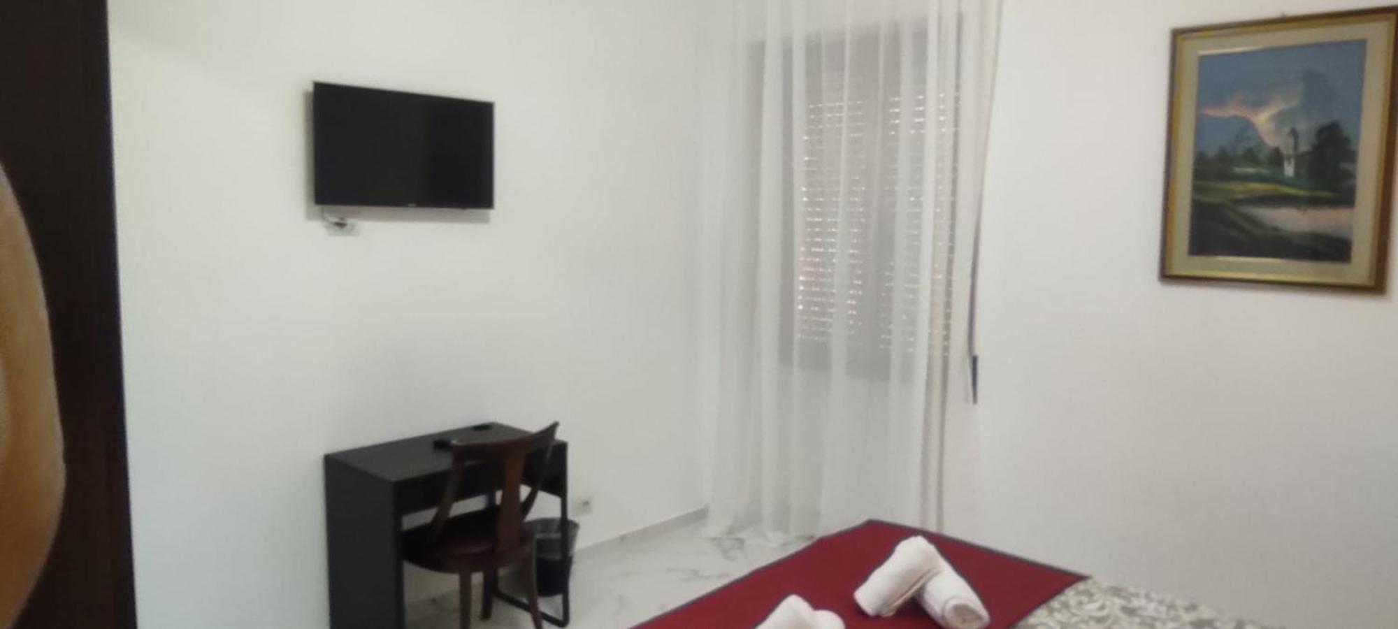 Stazione Telese 41 Bed & Breakfast Rome Exterior photo